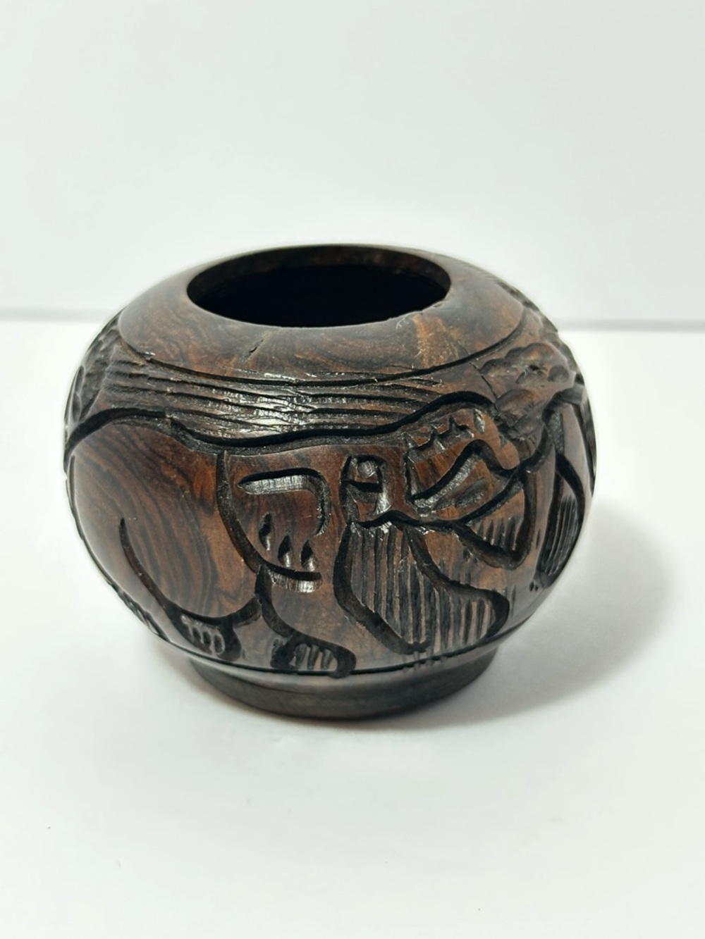 Hand-carved African Wooden Round Trinket Bowl Elephant Rhino Jungle *no lid